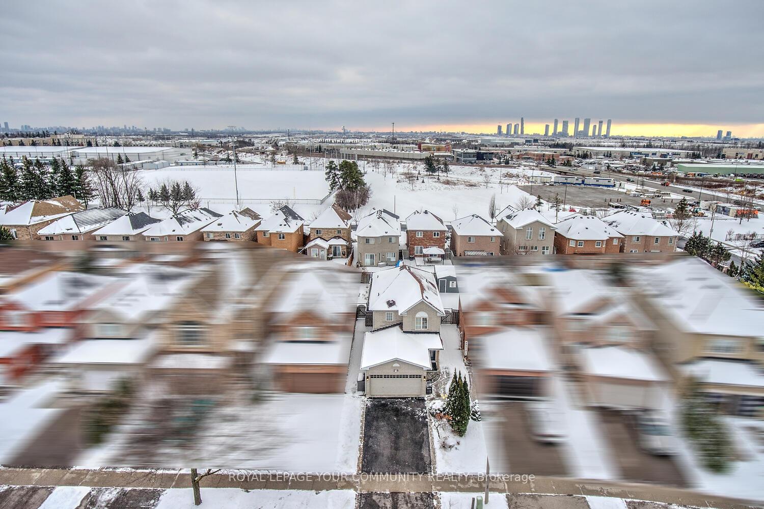 Photo 39 of 79 Seafield Road, Vaughan, Maple — HOMEH