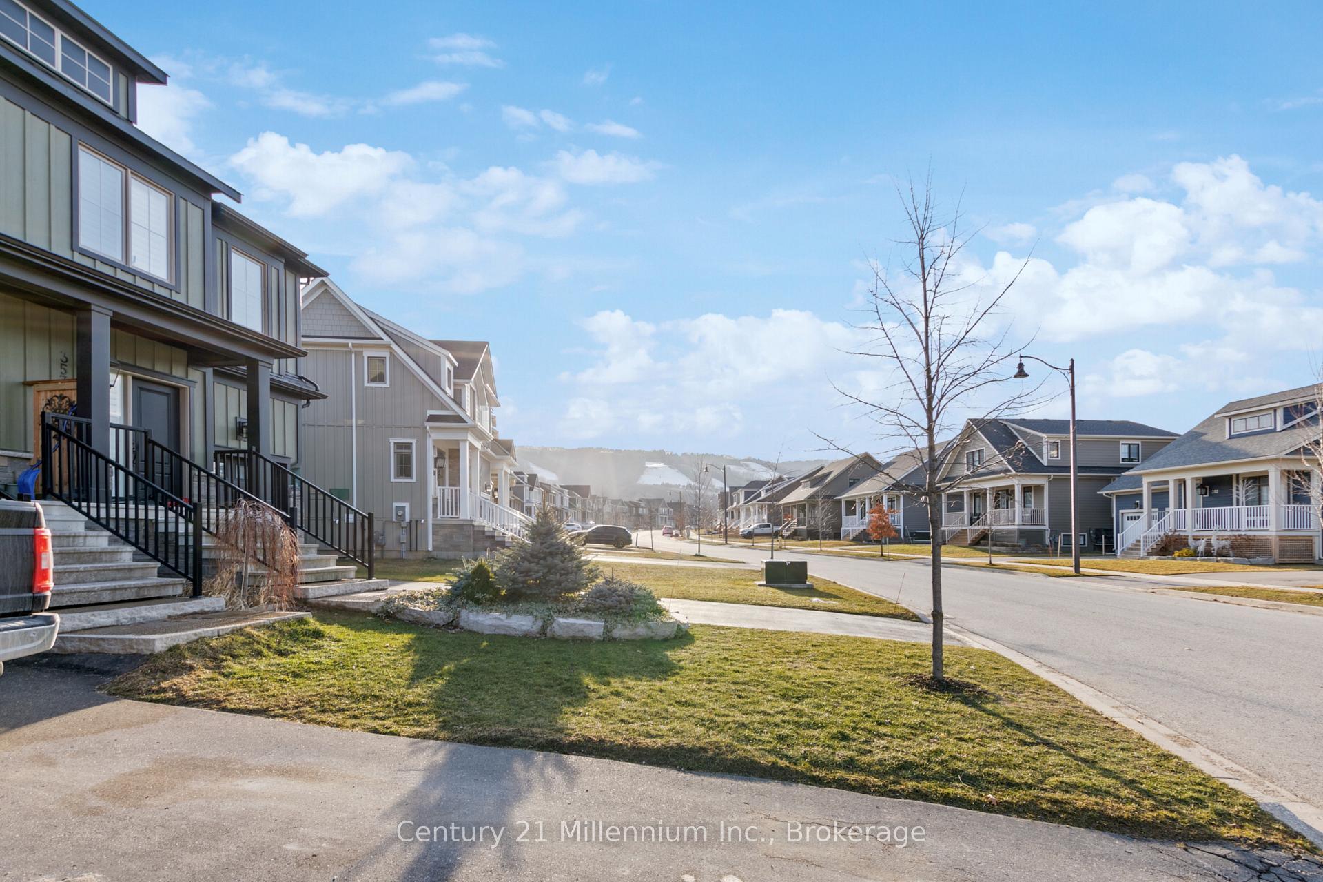 Photo 2 of 359 Yellow Birch Crescent, Blue Mountains — HOMEH