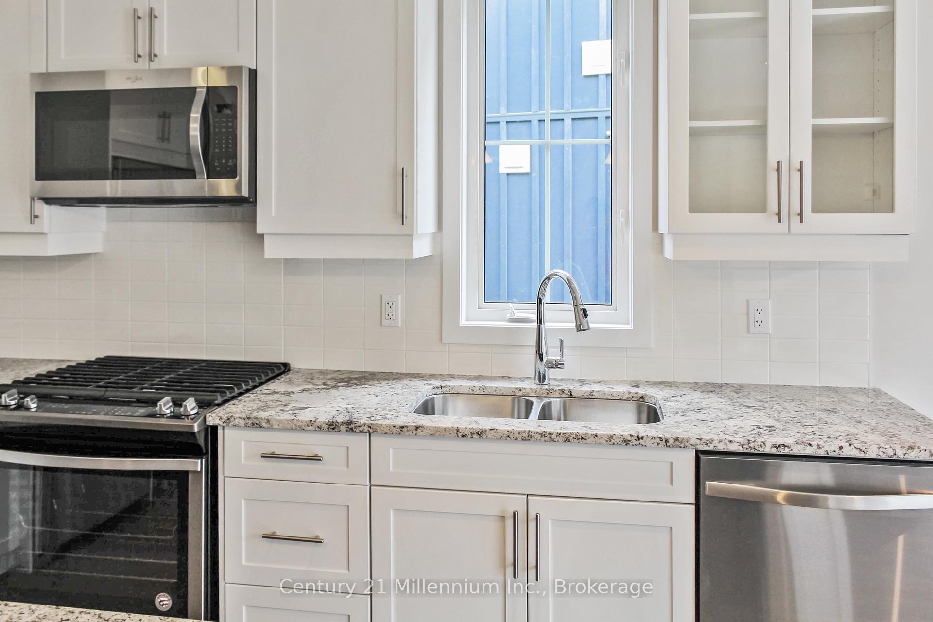 Photo 4 of 359 Yellow Birch Crescent, Blue Mountains — HOMEH