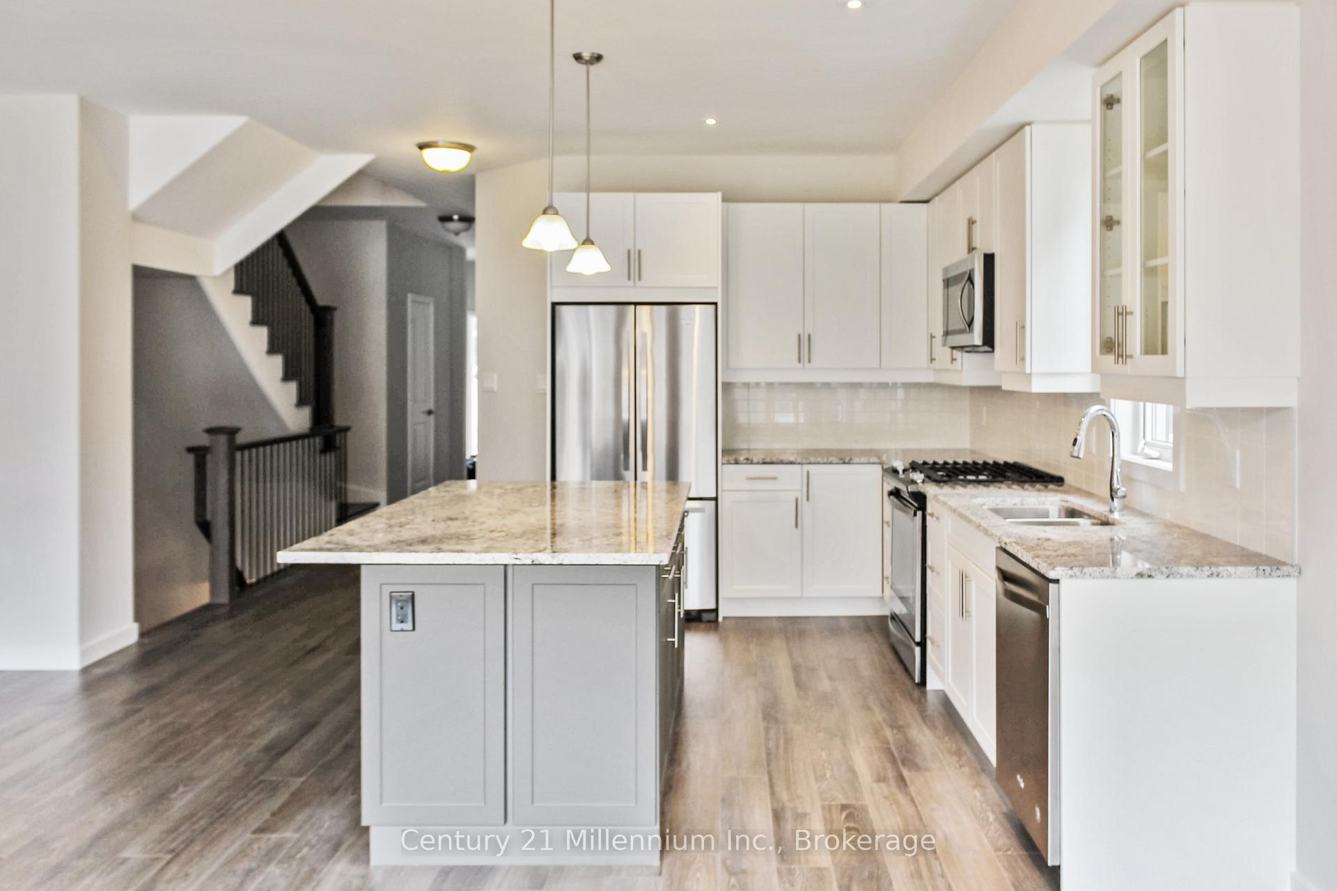 Photo 3 of 359 Yellow Birch Crescent, Blue Mountains — HOMEH