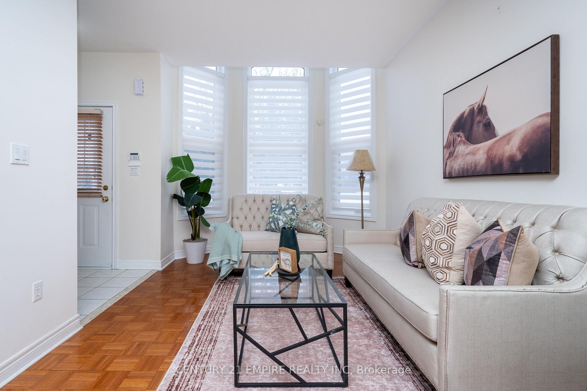 Photo 2 of 116 Villa Royale Avenue, Vaughan, Vellore Village — HOMEH