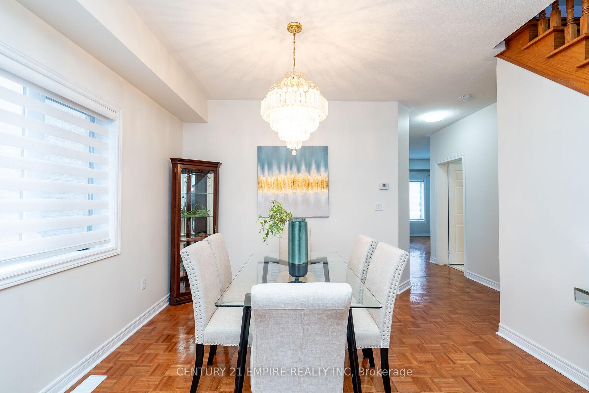 Photo 5 of 116 Villa Royale Avenue, Vaughan, Vellore Village — HOMEH