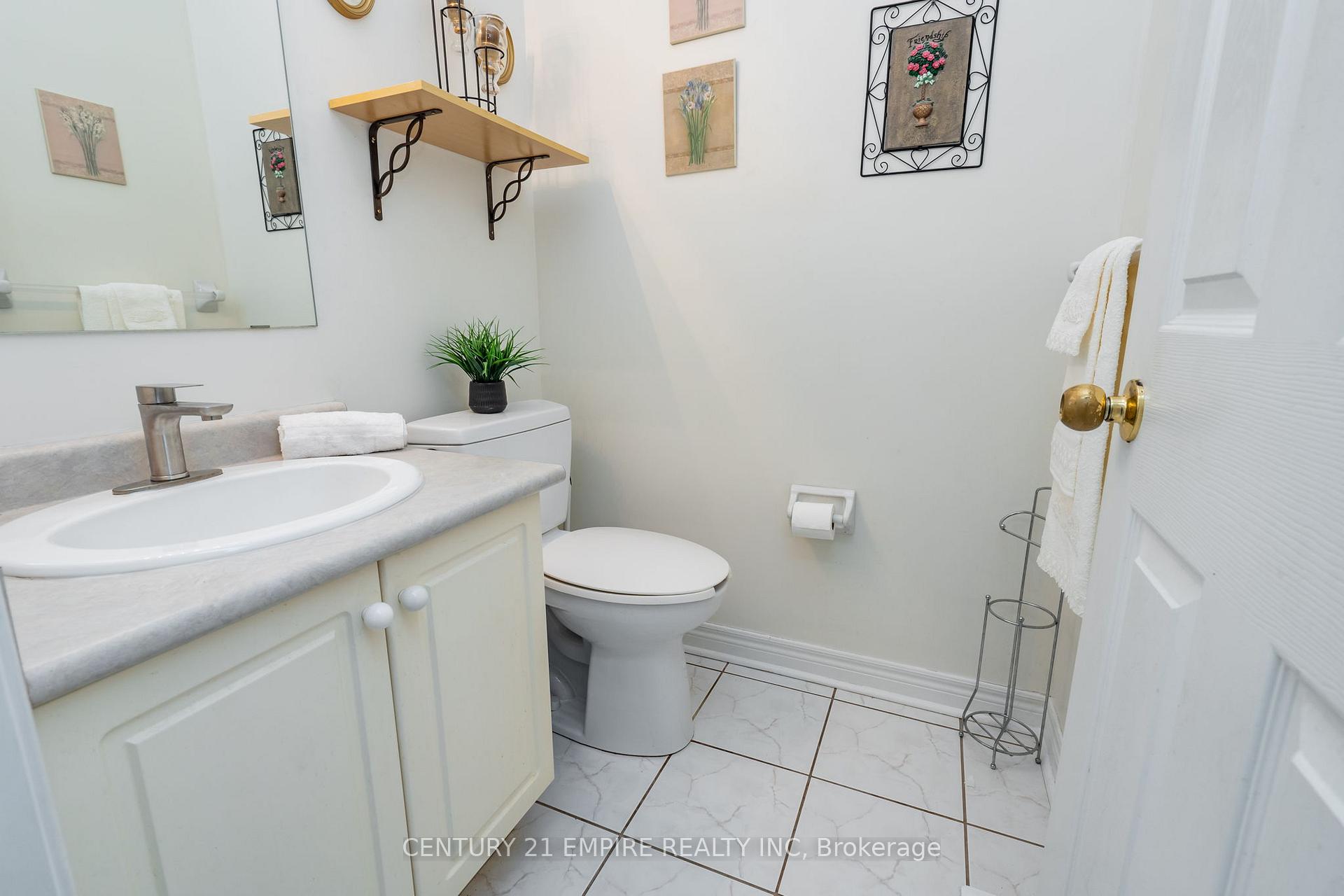 Photo 14 of 116 Villa Royale Avenue, Vaughan, Vellore Village — HOMEH