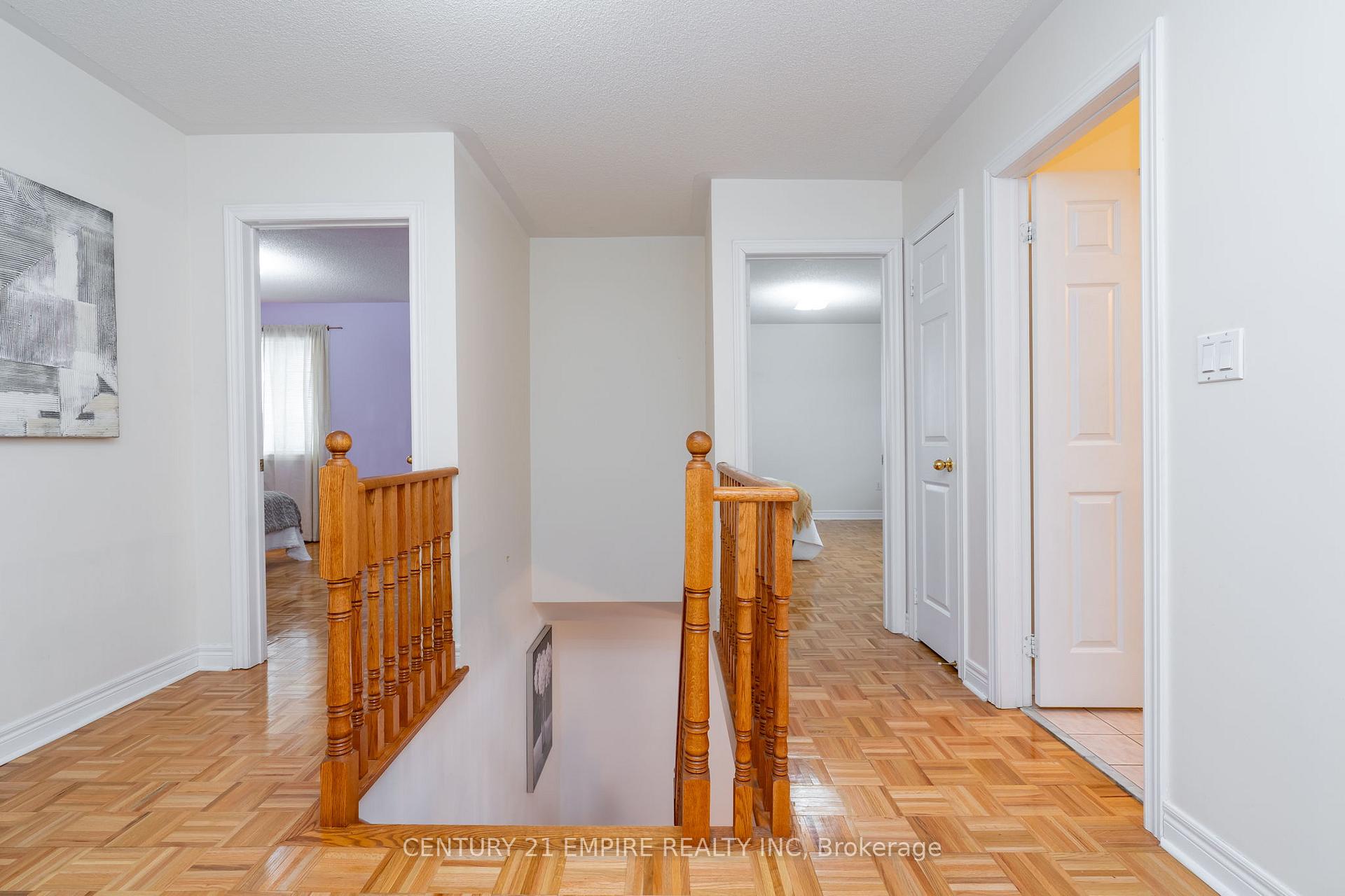 Photo 17 of 116 Villa Royale Avenue, Vaughan, Vellore Village — HOMEH