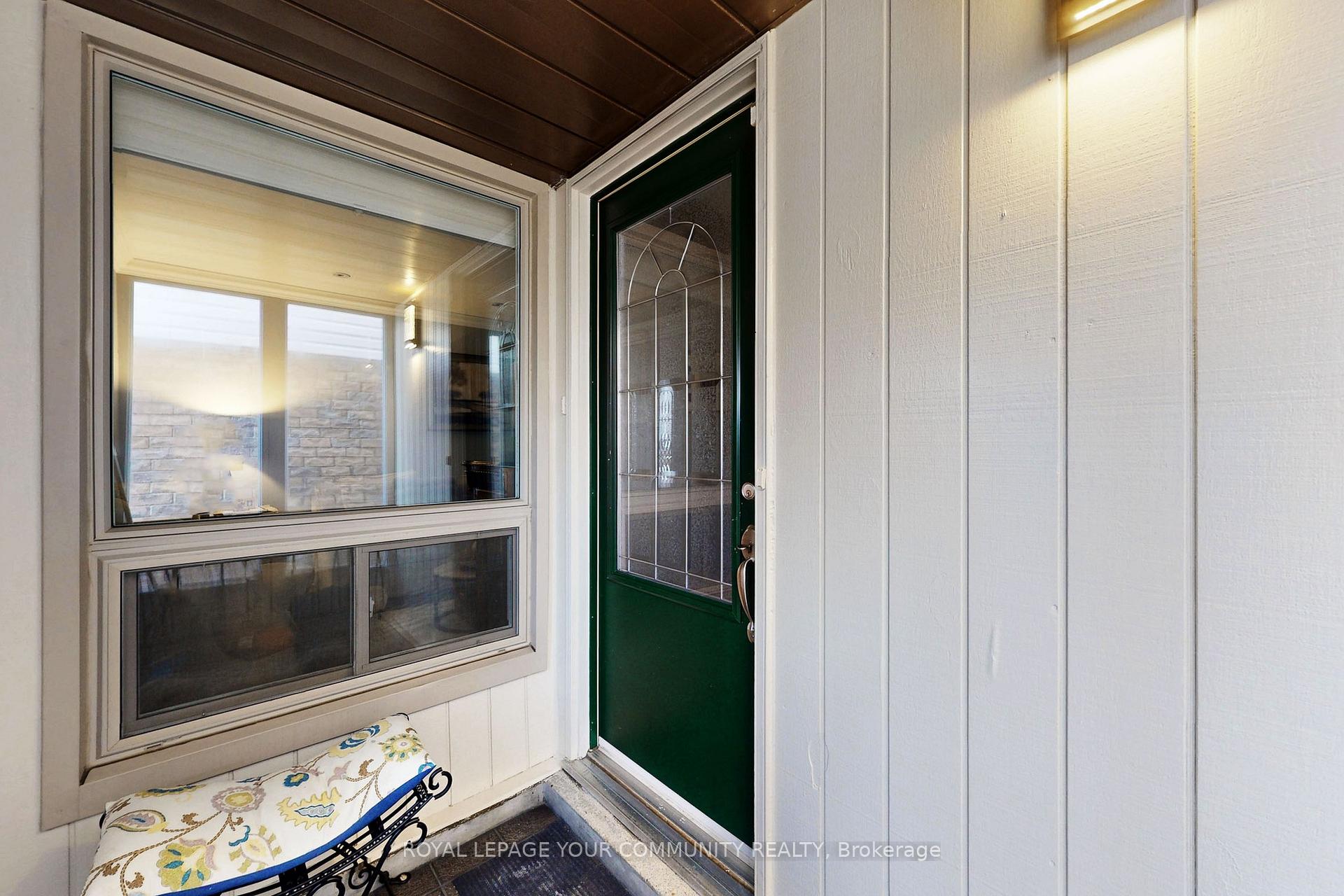 Photo 25 of 27 Riviera Drive, Vaughan, Glen Shields — HOMEH