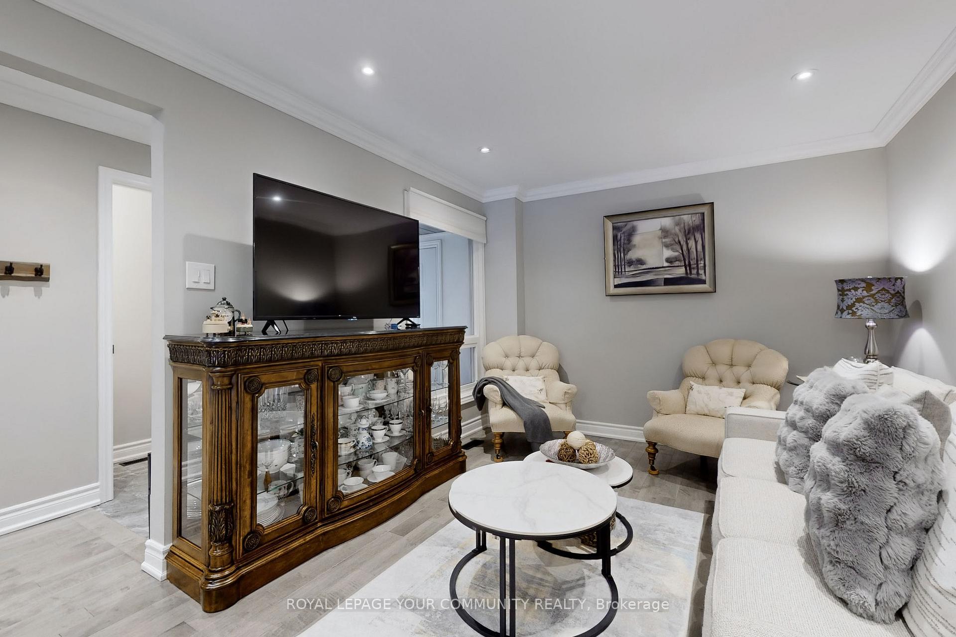 Photo 28 of 27 Riviera Drive, Vaughan, Glen Shields — HOMEH