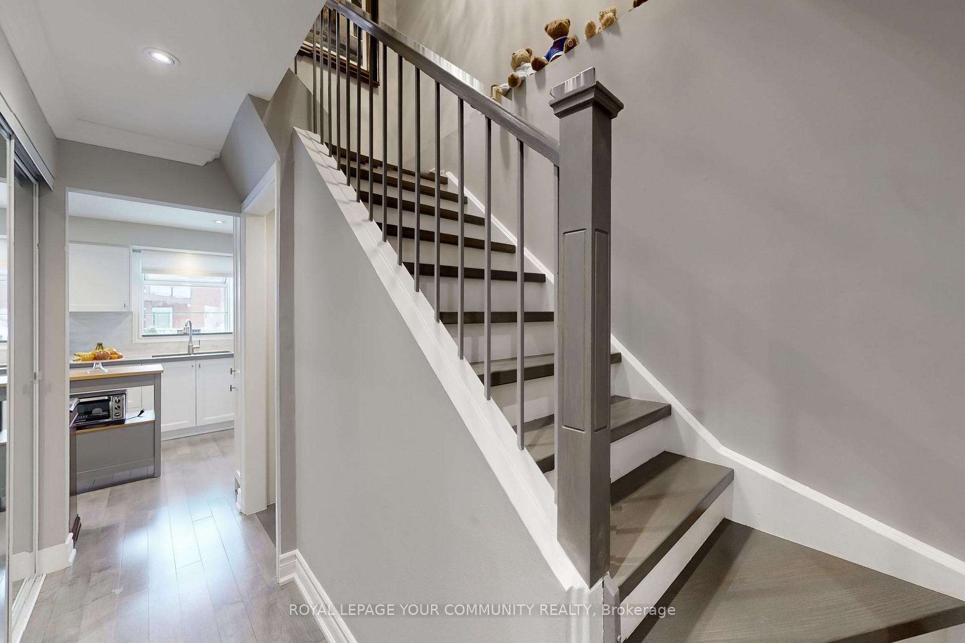 Photo 42 of 27 Riviera Drive, Vaughan, Glen Shields — HOMEH