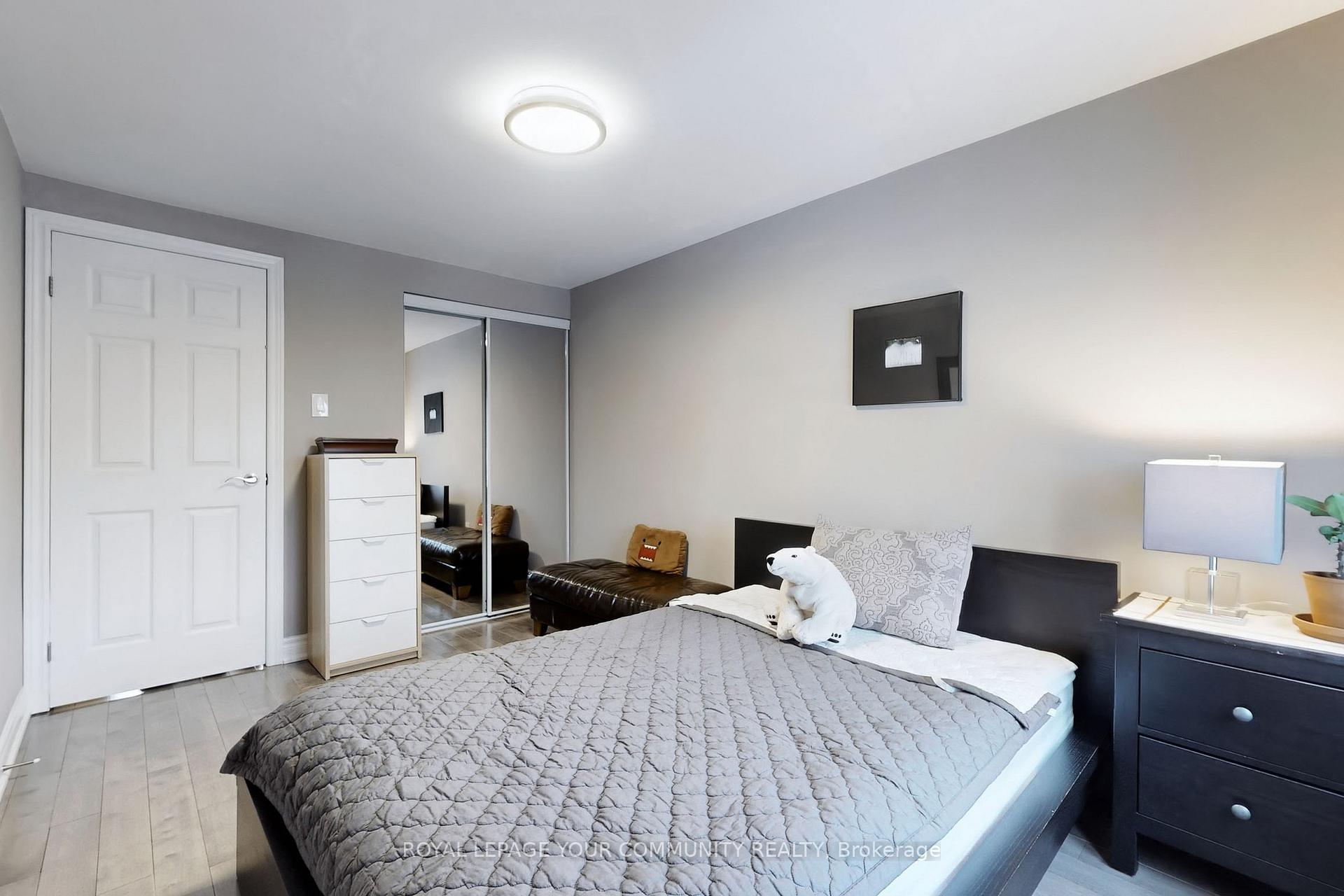 Photo 47 of 27 Riviera Drive, Vaughan, Glen Shields — HOMEH
