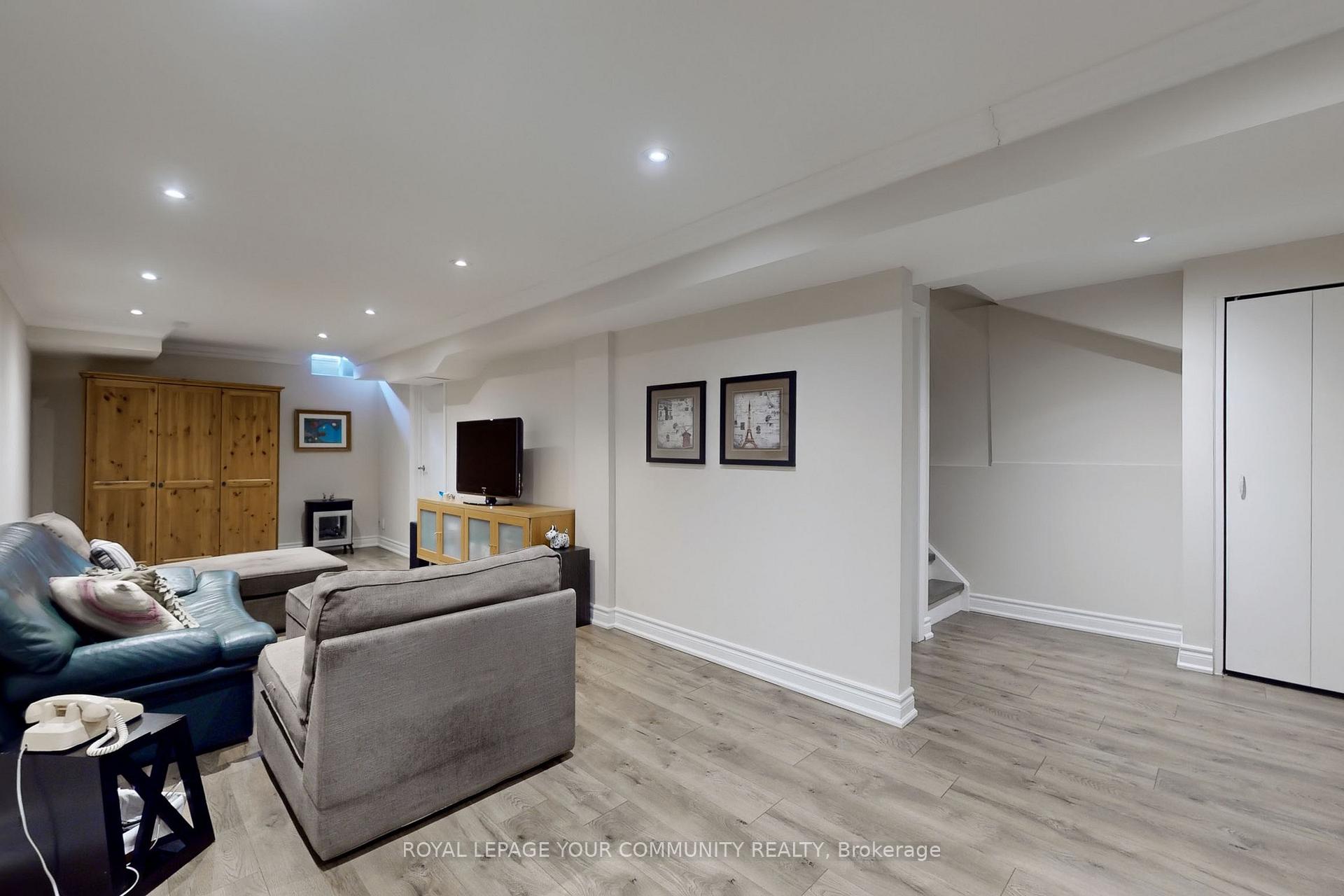 Photo 52 of 27 Riviera Drive, Vaughan, Glen Shields — HOMEH