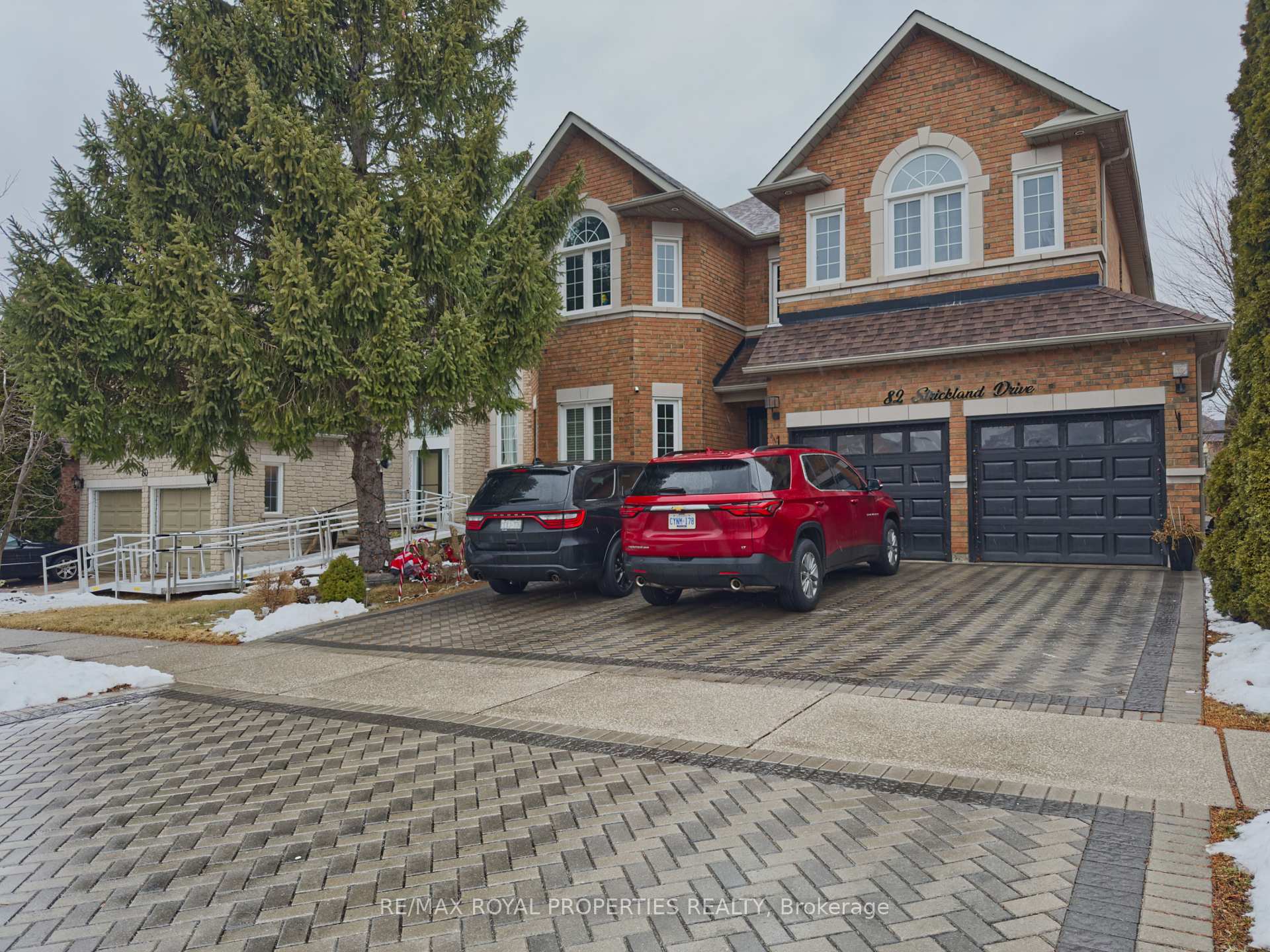 Photo 2 of 82 Strickland Drive, Ajax, Central West — HOMEH