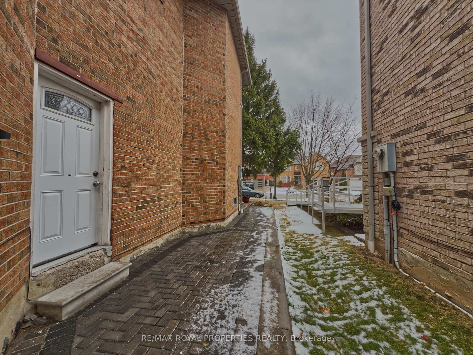 Photo 3 of 82 Strickland Drive, Ajax, Central West — HOMEH
