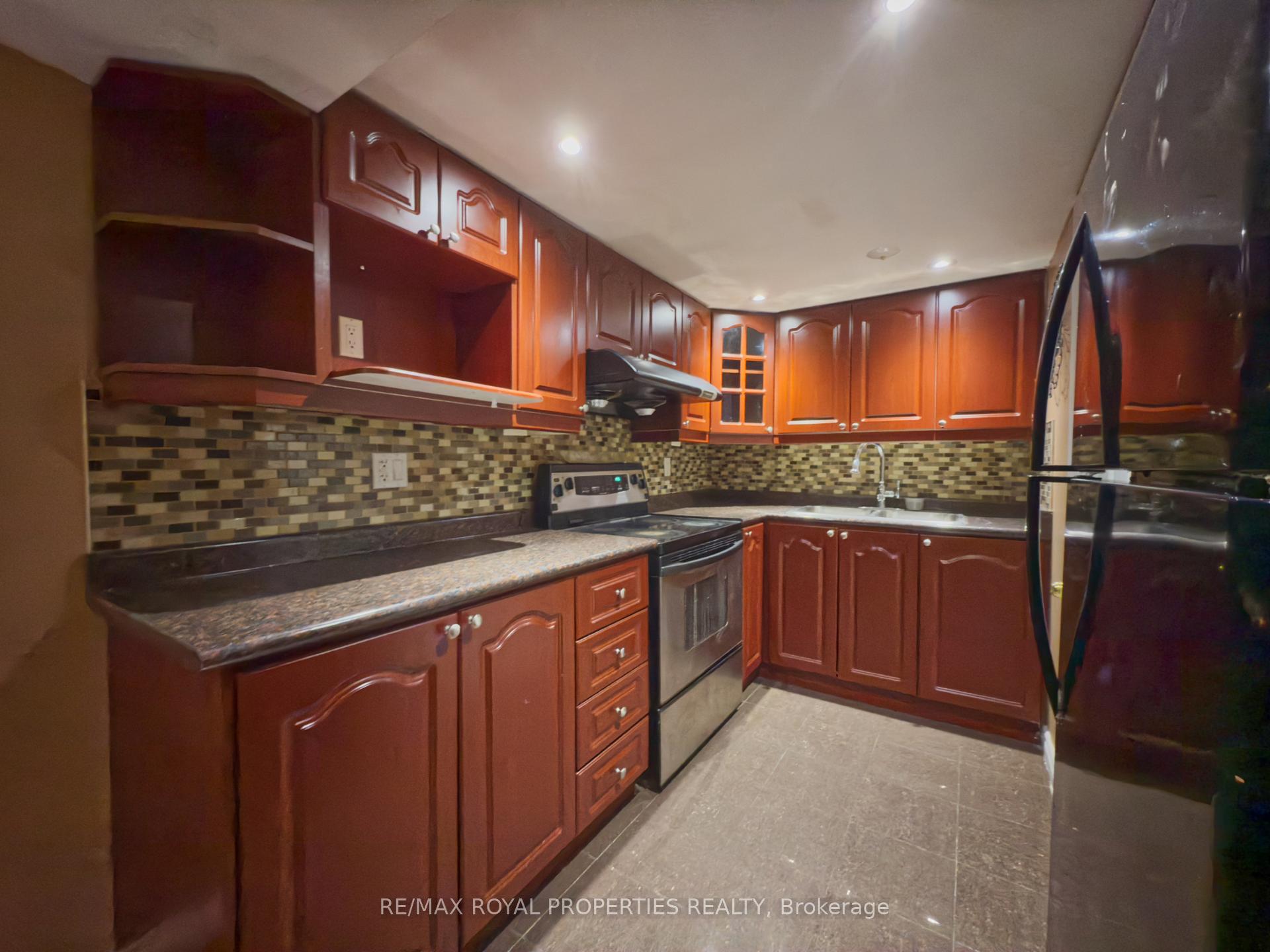 Photo 10 of 82 Strickland Drive, Ajax, Central West — HOMEH