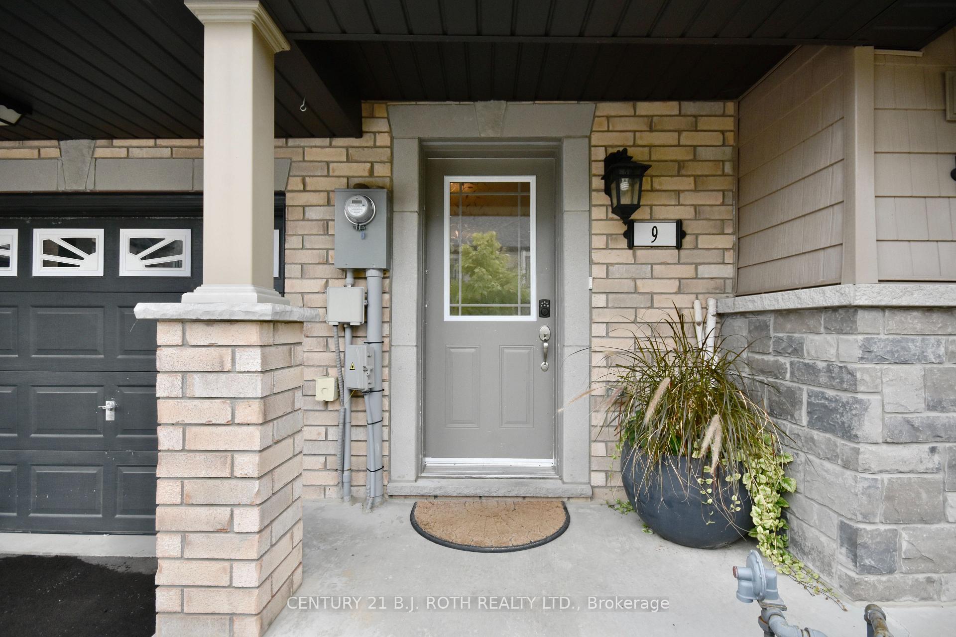 Photo 10 of 9 Deneb Street, Barrie, Ardagh — HOMEH