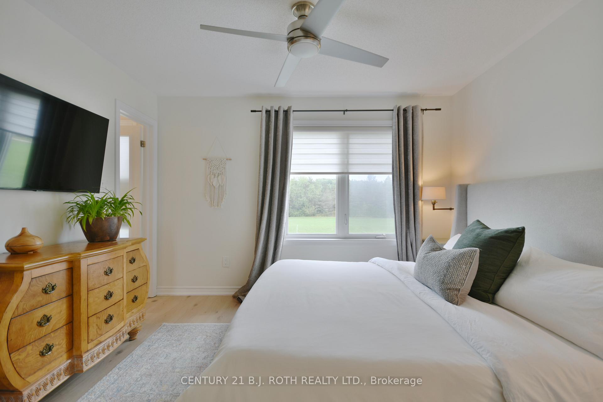 Photo 13 of 9 Deneb Street, Barrie, Ardagh — HOMEH
