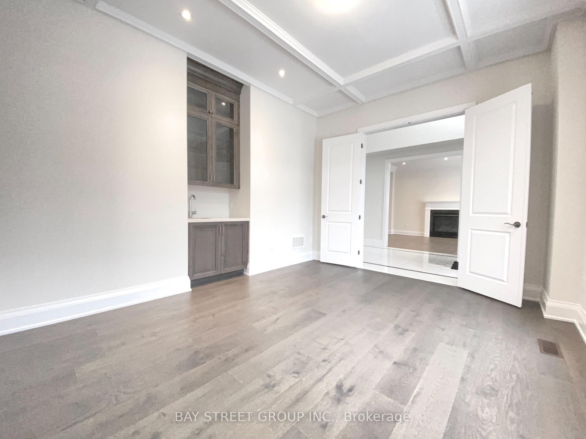 Photo 8 of 38 Wigston Place, Vaughan, Uplands — HOMEH