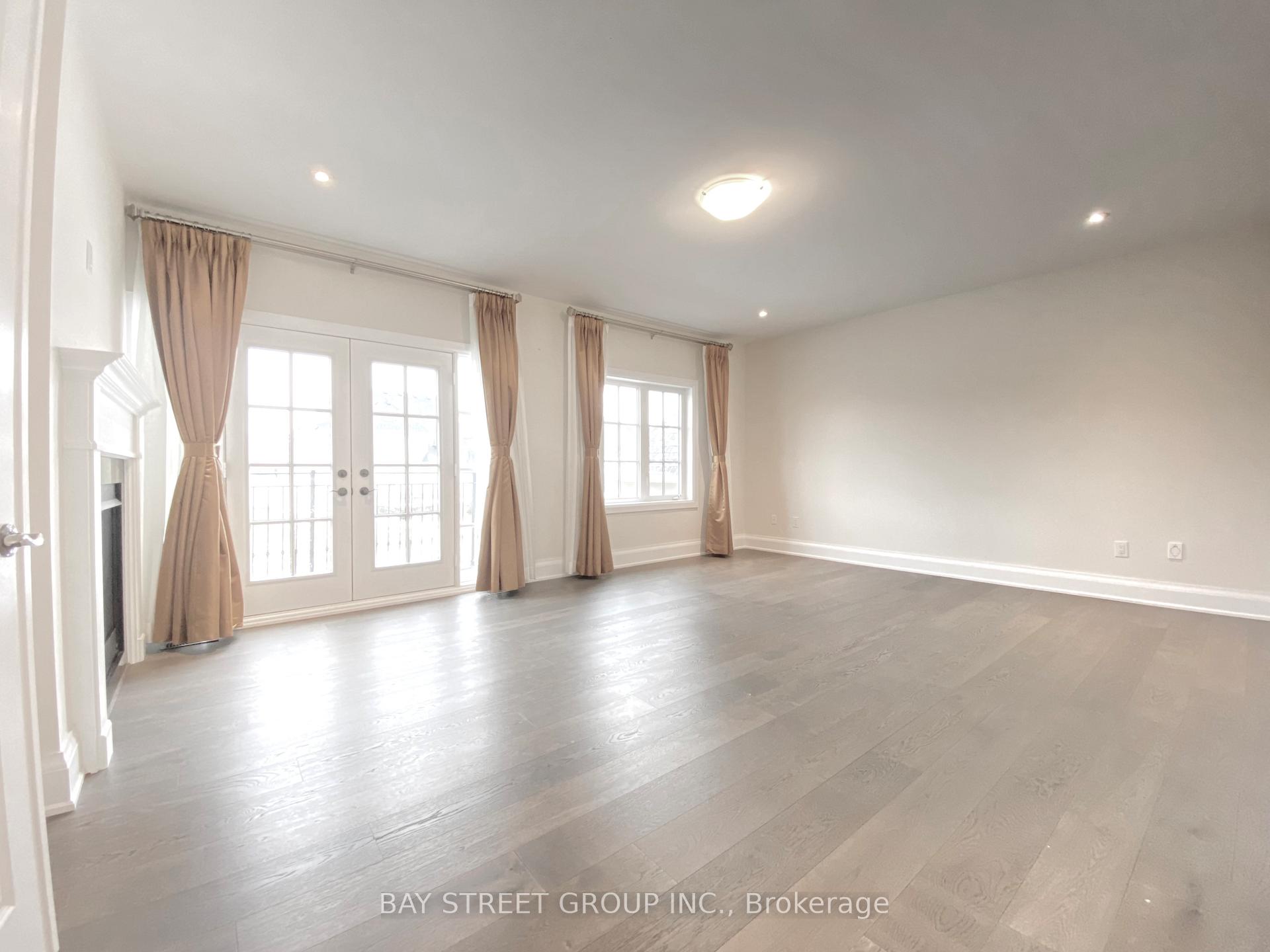 Photo 23 of 38 Wigston Place, Vaughan, Uplands — HOMEH