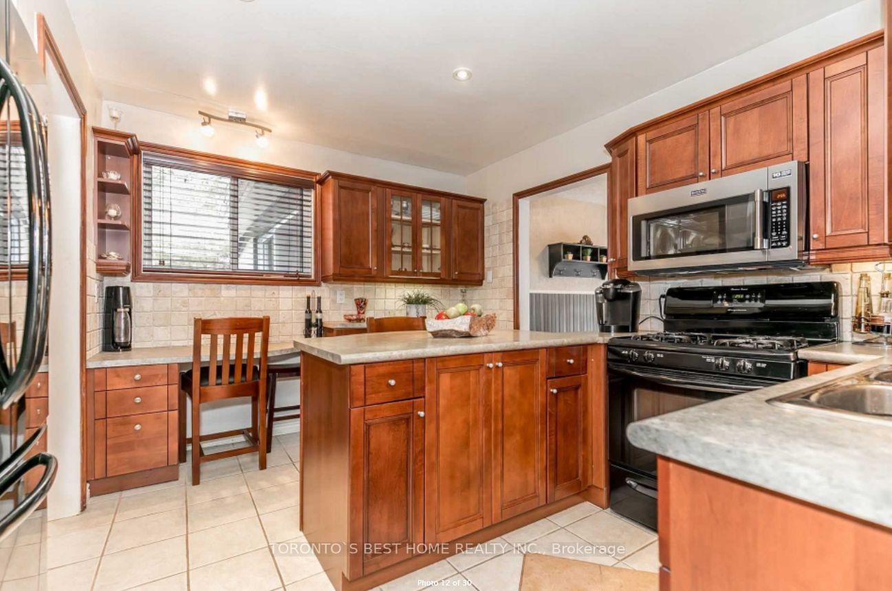 Photo 14 of 101 Orchard Heights Boulevard, Aurora, Aurora Heights — HOMEH