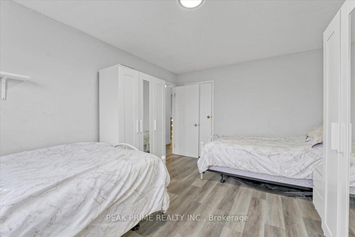 Photo 20 of 46 Sungold Court, Vaughan, West Woodbridge — HOMEH