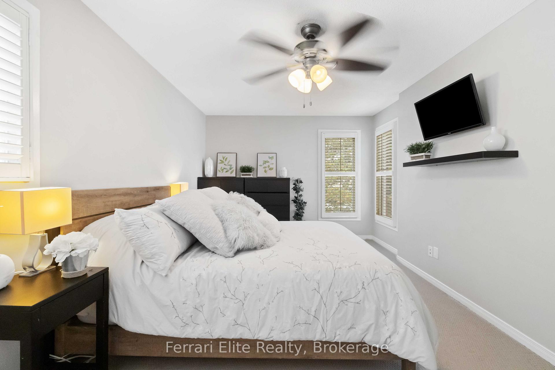 Photo 23 of 38 Lansbury Court, Vaughan, Crestwood-Springfarm-Yorkhill — HOMEH