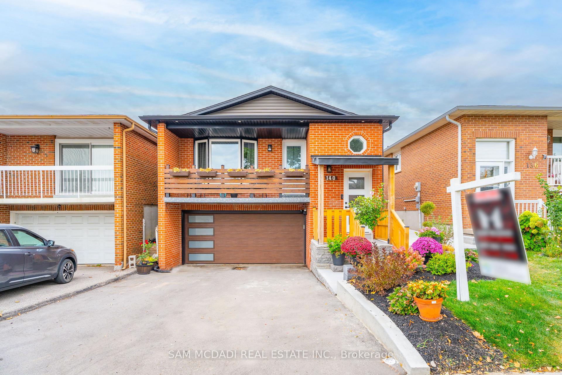 Photo 1 of 140 Aberdeen Avenue, Vaughan, East Woodbridge — HOMEH