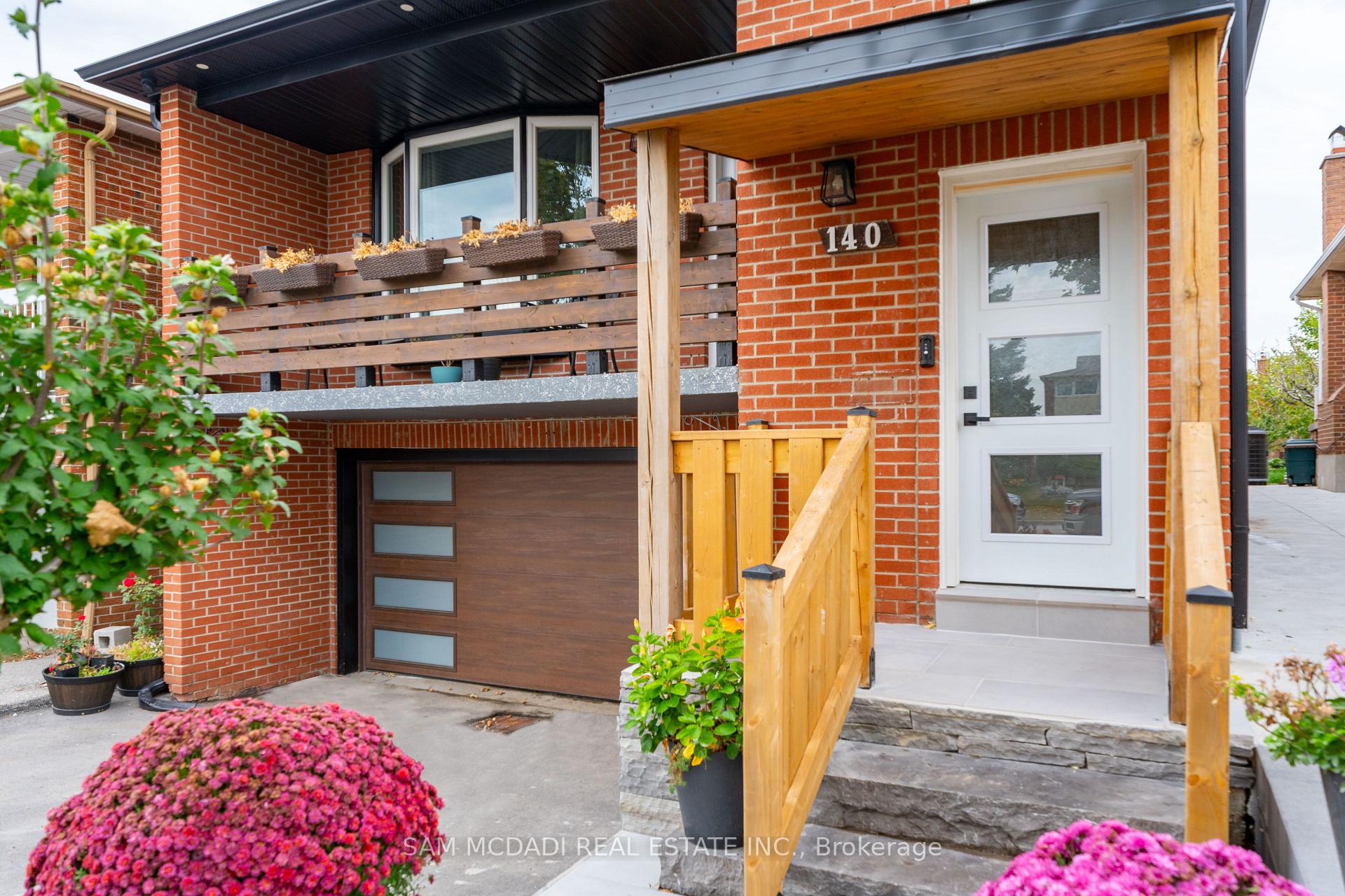 Photo 2 of 140 Aberdeen Avenue, Vaughan, East Woodbridge — HOMEH