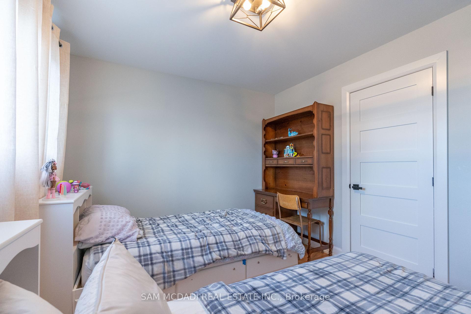 Photo 26 of 140 Aberdeen Avenue, Vaughan, East Woodbridge — HOMEH