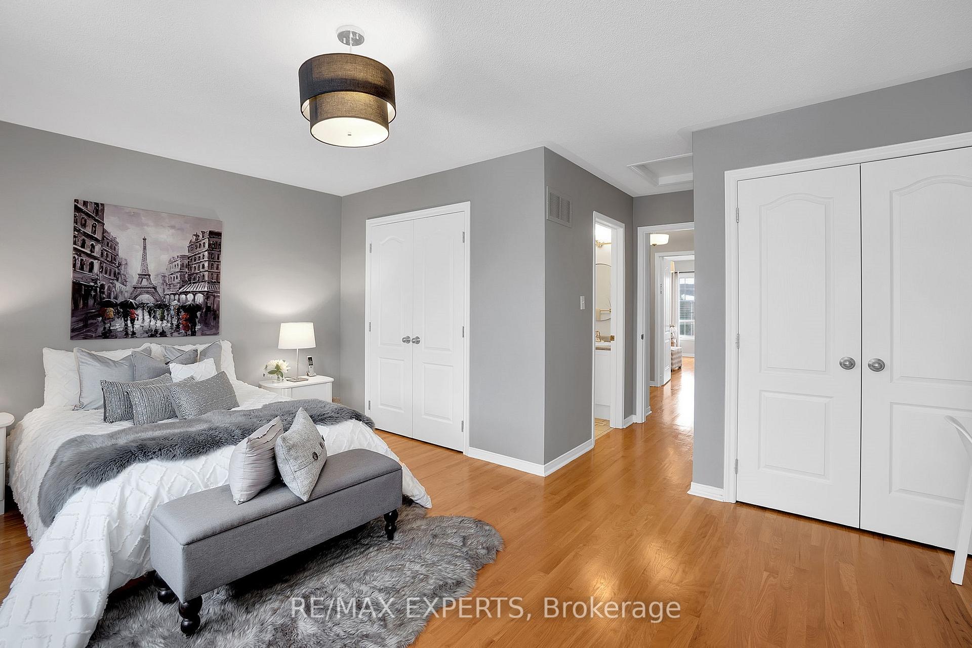 Photo 34 of 72 Giancola Crescent, Vaughan, Maple — HOMEH