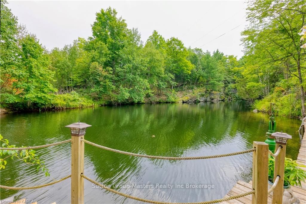 Photo 5 of 1037 Old Mine Lane, Frontenac, Frontenac South — HOMEH
