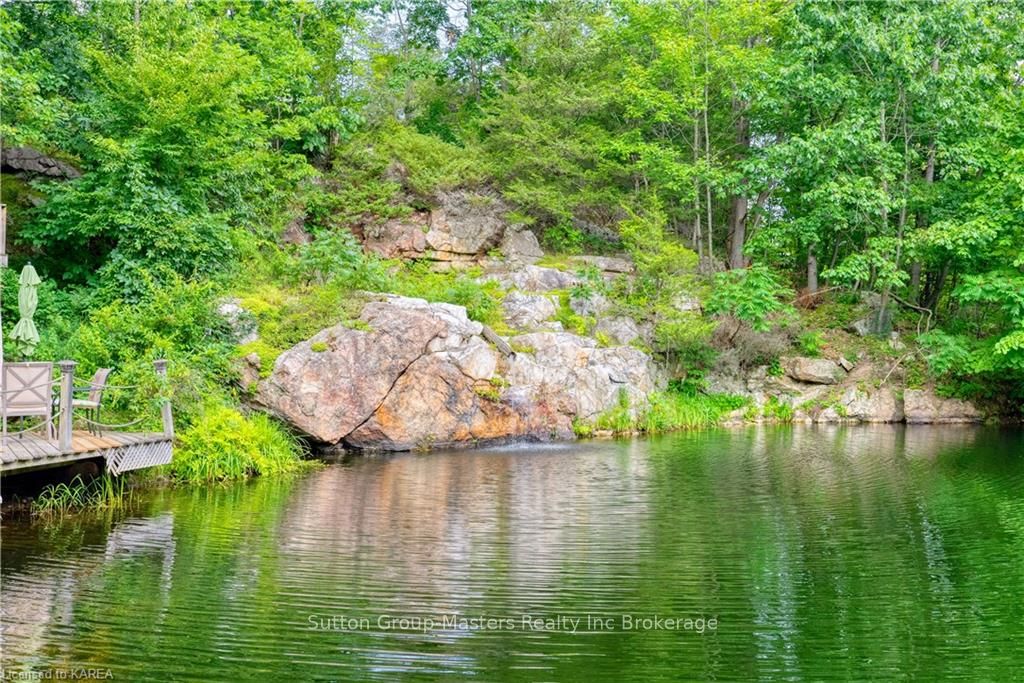 Photo 8 of 1037 Old Mine Lane, Frontenac, Frontenac South — HOMEH