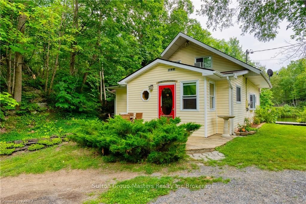 Photo 11 of 1037 Old Mine Lane, Frontenac, Frontenac South — HOMEH