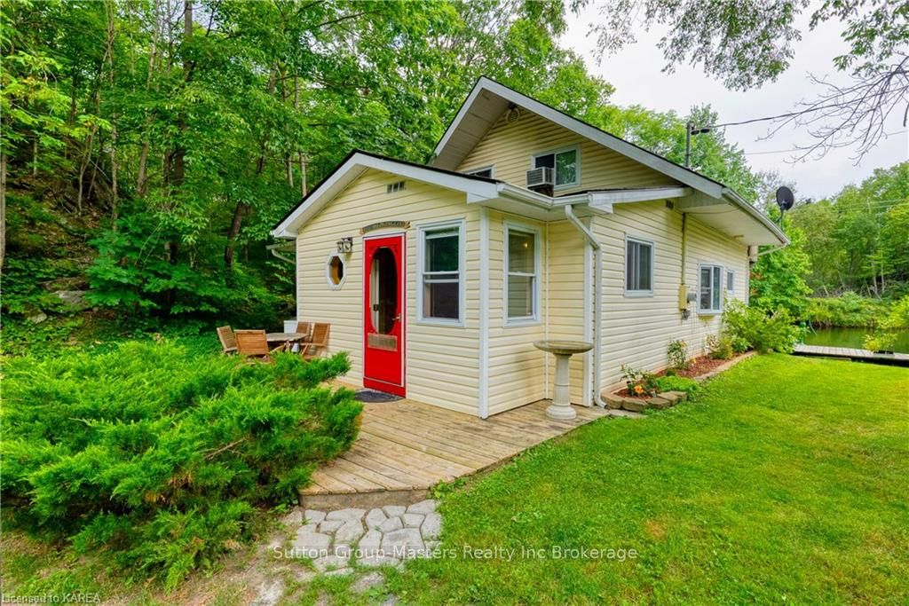 Photo 12 of 1037 Old Mine Lane, Frontenac, Frontenac South — HOMEH