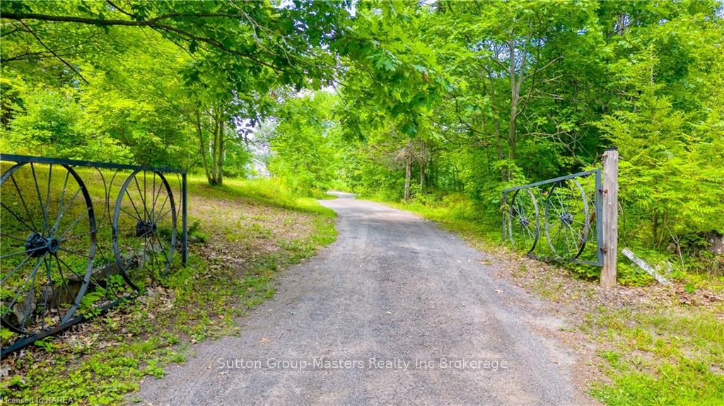 Photo 36 of 1037 Old Mine Lane, Frontenac, Frontenac South — HOMEH