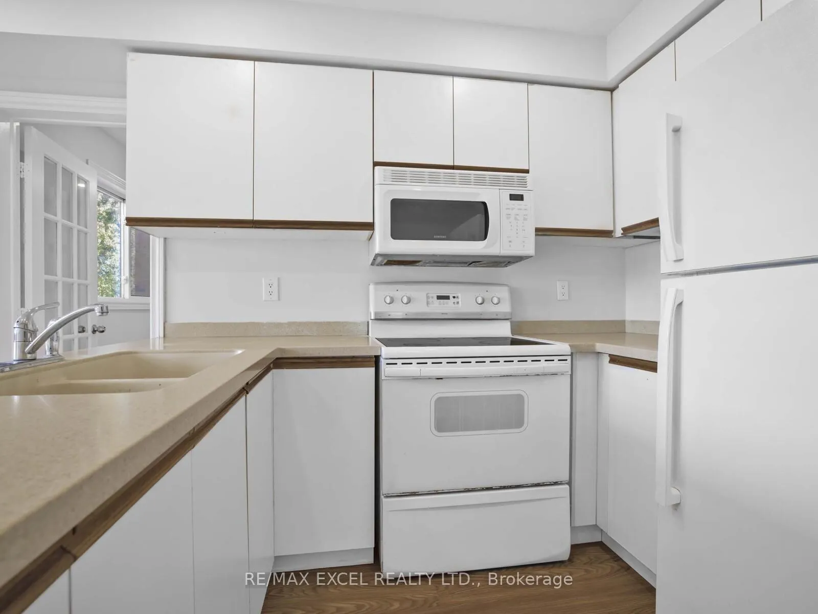 Photo 15 of 25 Golden Meadow Road, Barrie, Bayshore — HOMEH