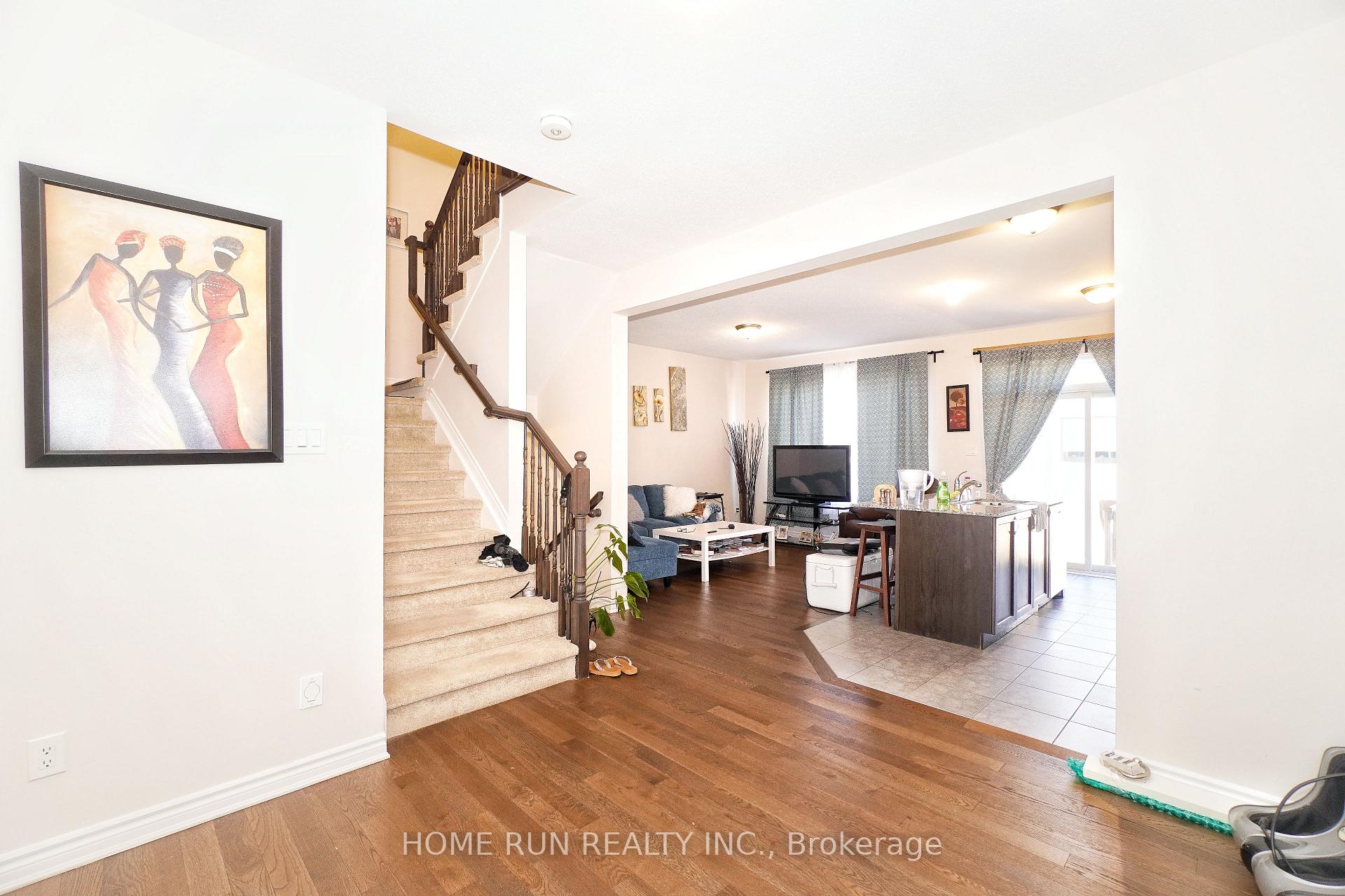 Photo 5 of 2337 Watercolours Way, Ottawa, Barrhaven - Half Moon Bay — HOMEH