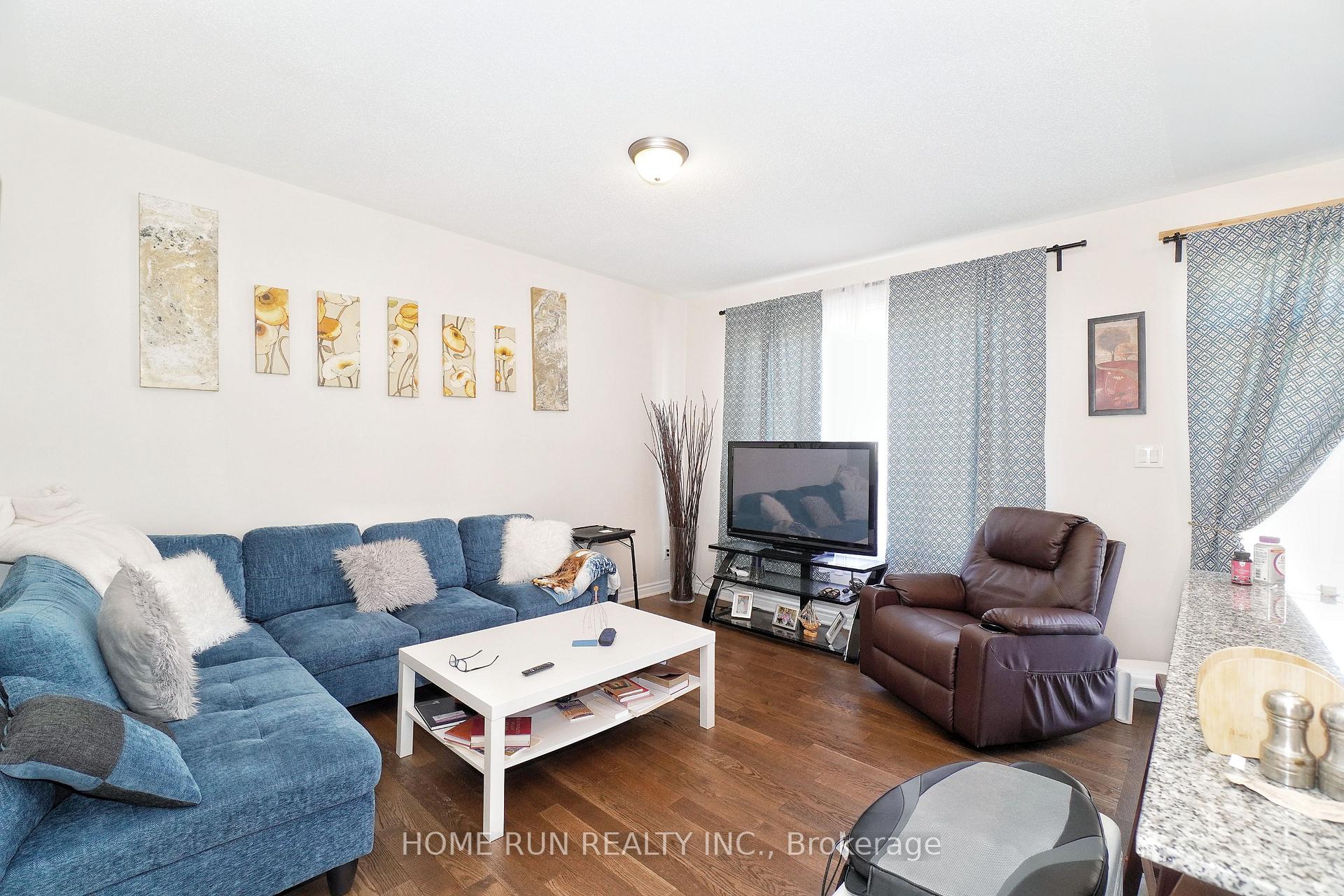 Photo 10 of 2337 Watercolours Way, Ottawa, Barrhaven - Half Moon Bay — HOMEH