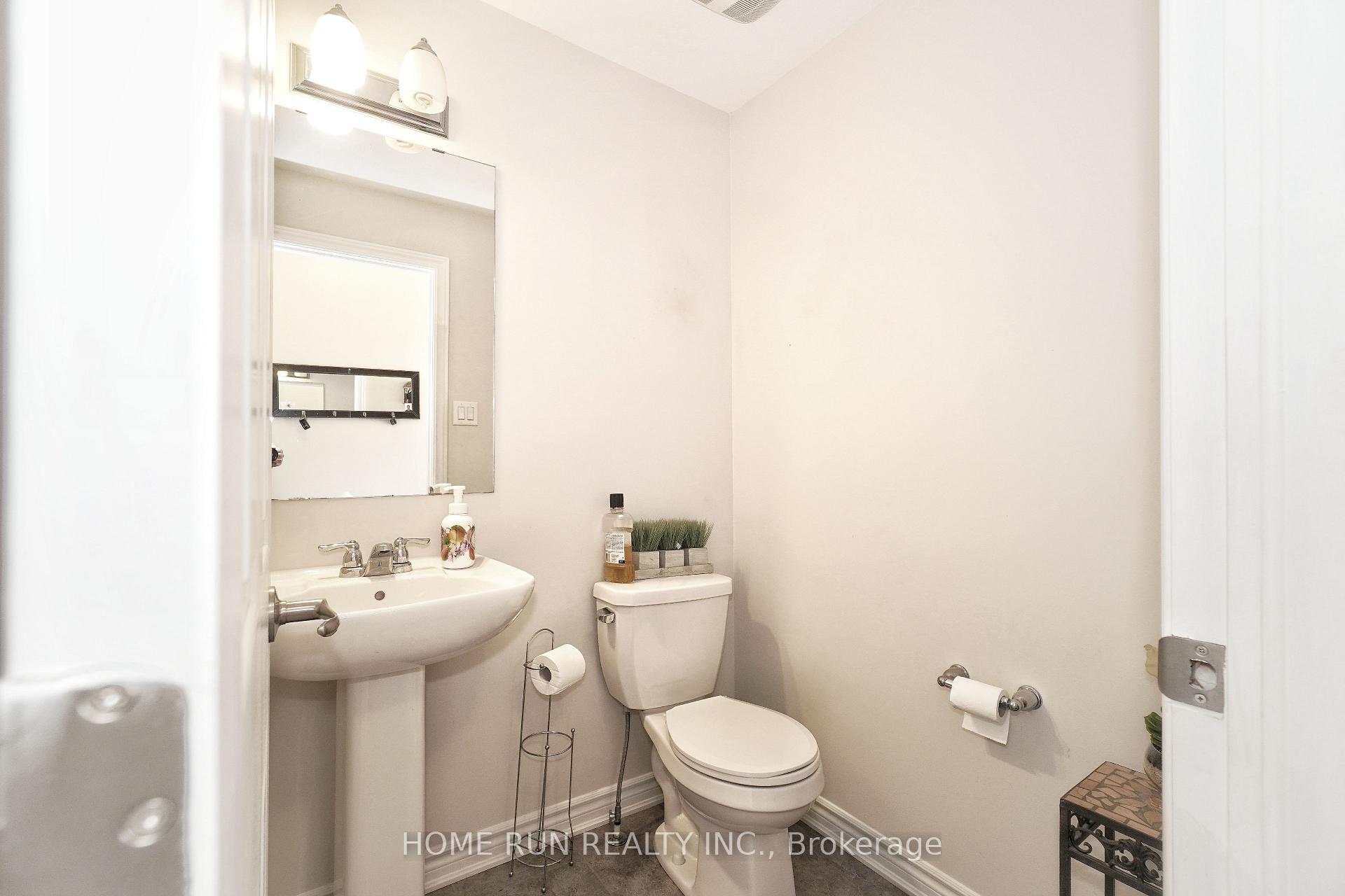 Photo 13 of 2337 Watercolours Way, Ottawa, Barrhaven - Half Moon Bay — HOMEH