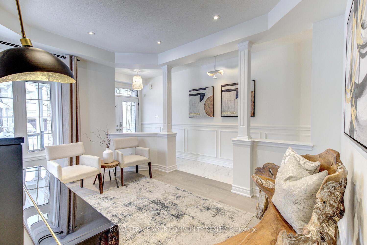 Photo 6 of 2 Lauderdale Drive, Vaughan, Patterson — HOMEH