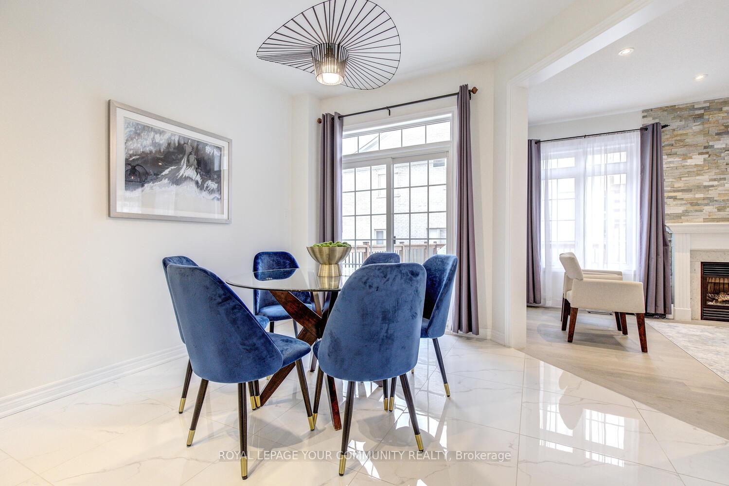 Photo 15 of 2 Lauderdale Drive, Vaughan, Patterson — HOMEH