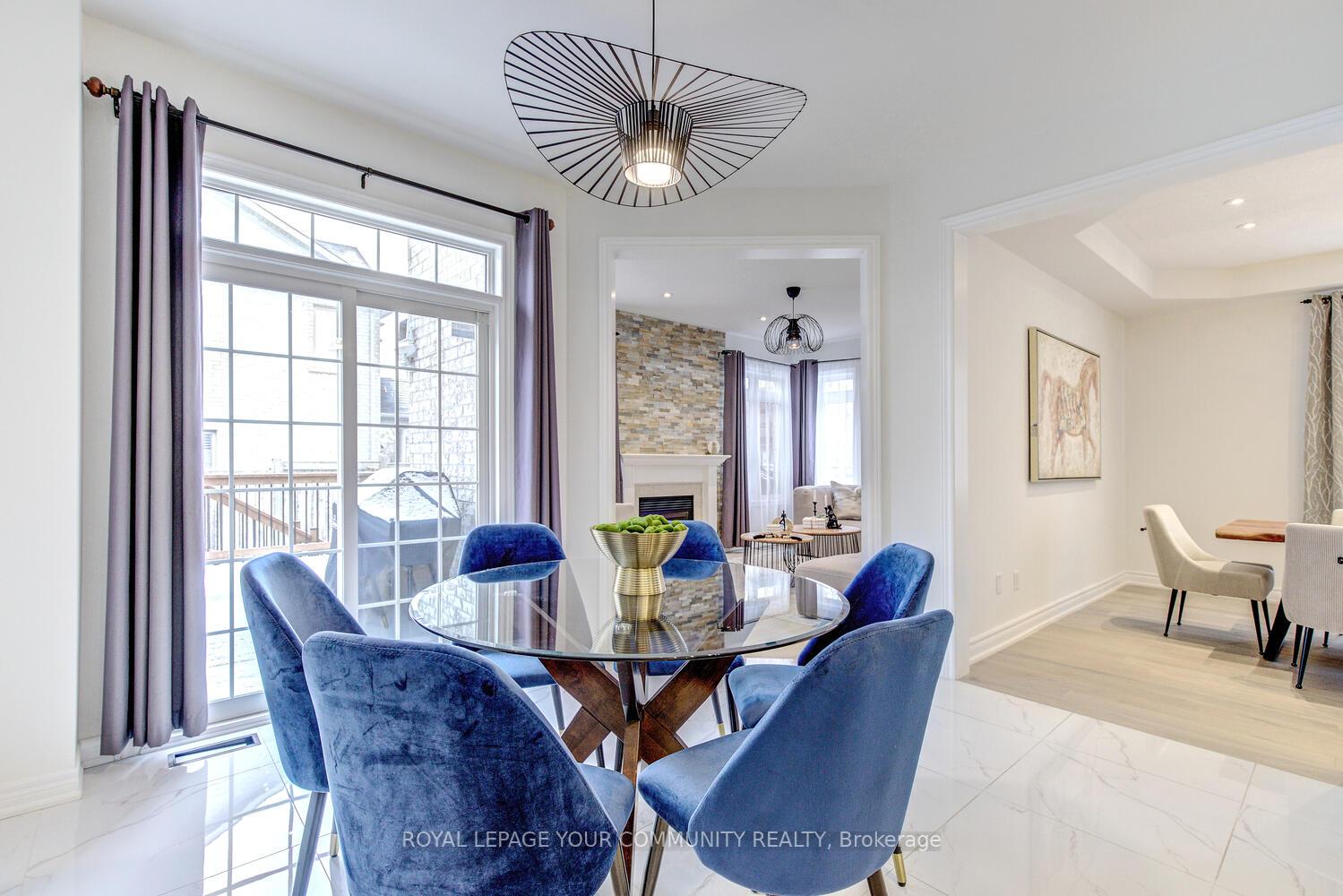 Photo 16 of 2 Lauderdale Drive, Vaughan, Patterson — HOMEH