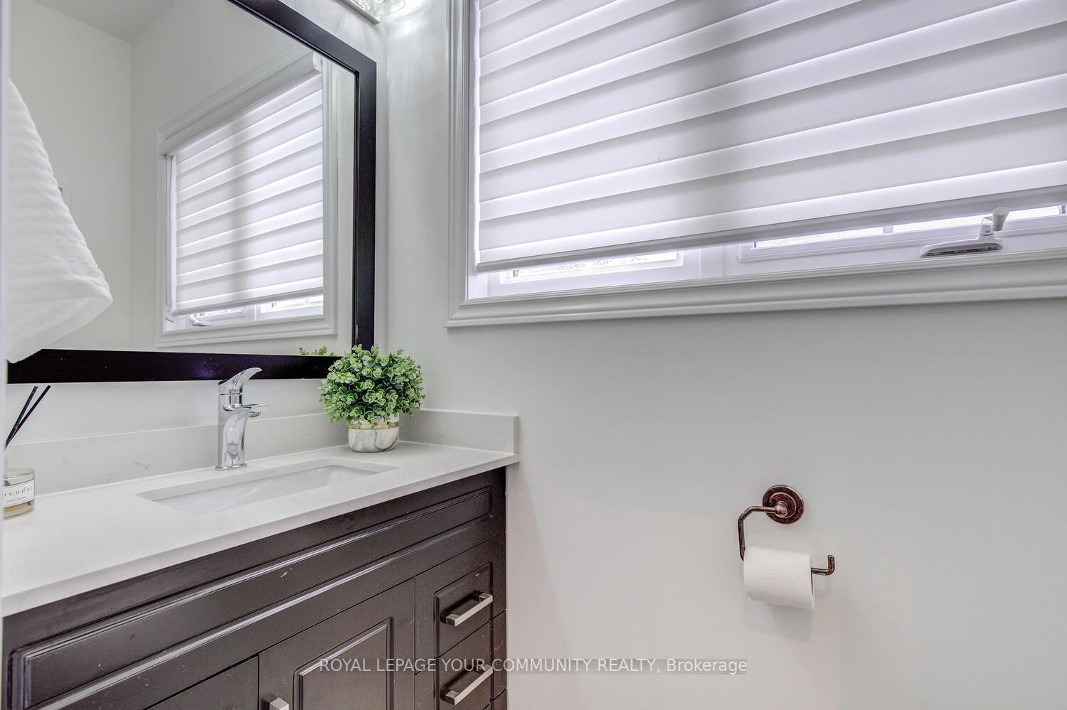Photo 22 of 2 Lauderdale Drive, Vaughan, Patterson — HOMEH