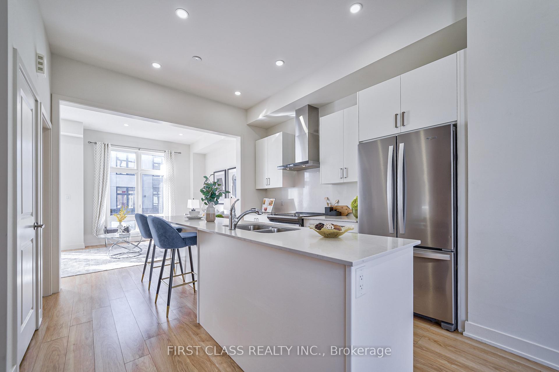 Photo 10 of 14 Mogul Road, Vaughan, Vellore Village — HOMEH