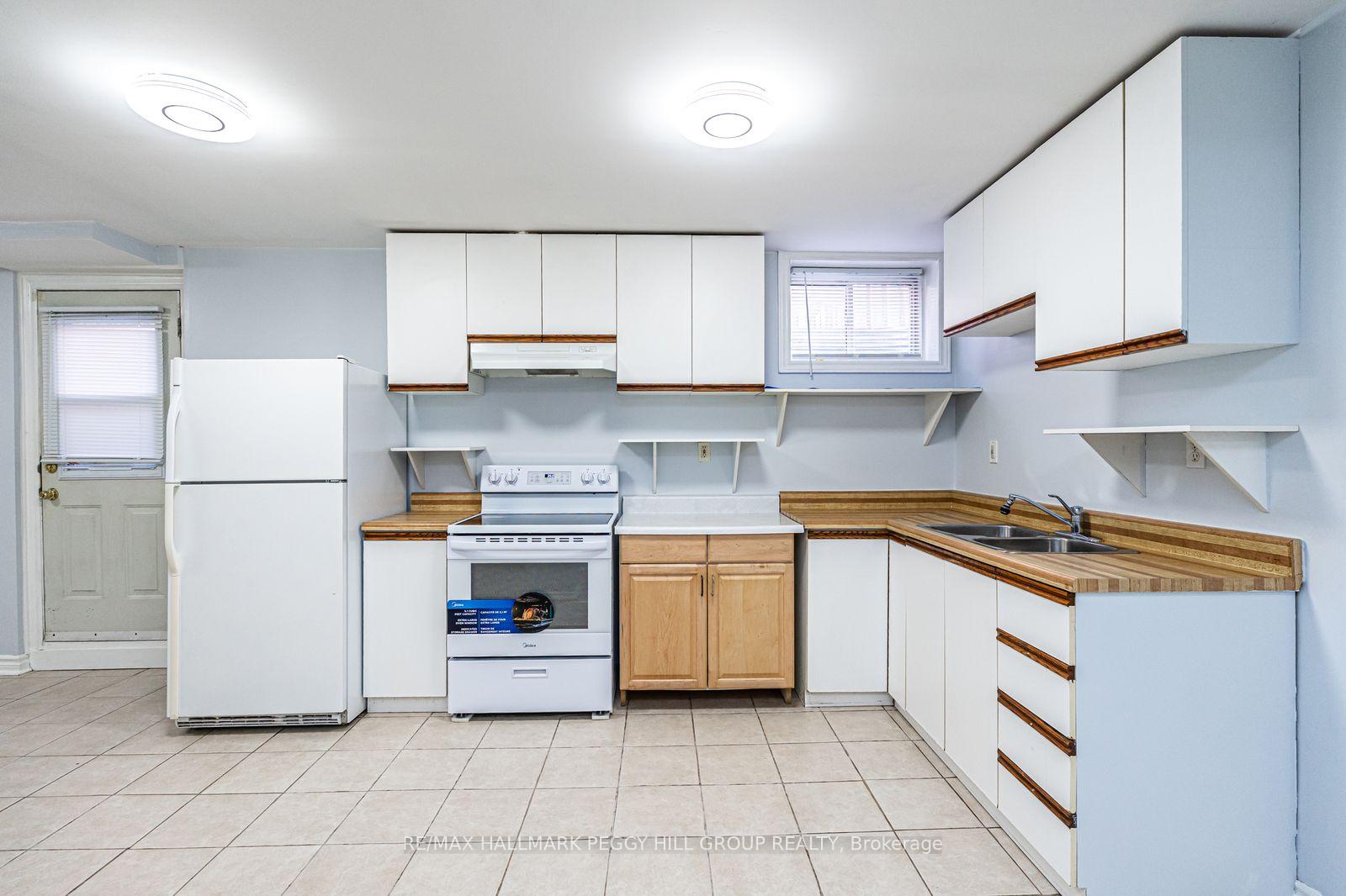 Photo 2 of Unit Lower, 66 Carley Crescent, Barrie, Painswick South — HOMEH