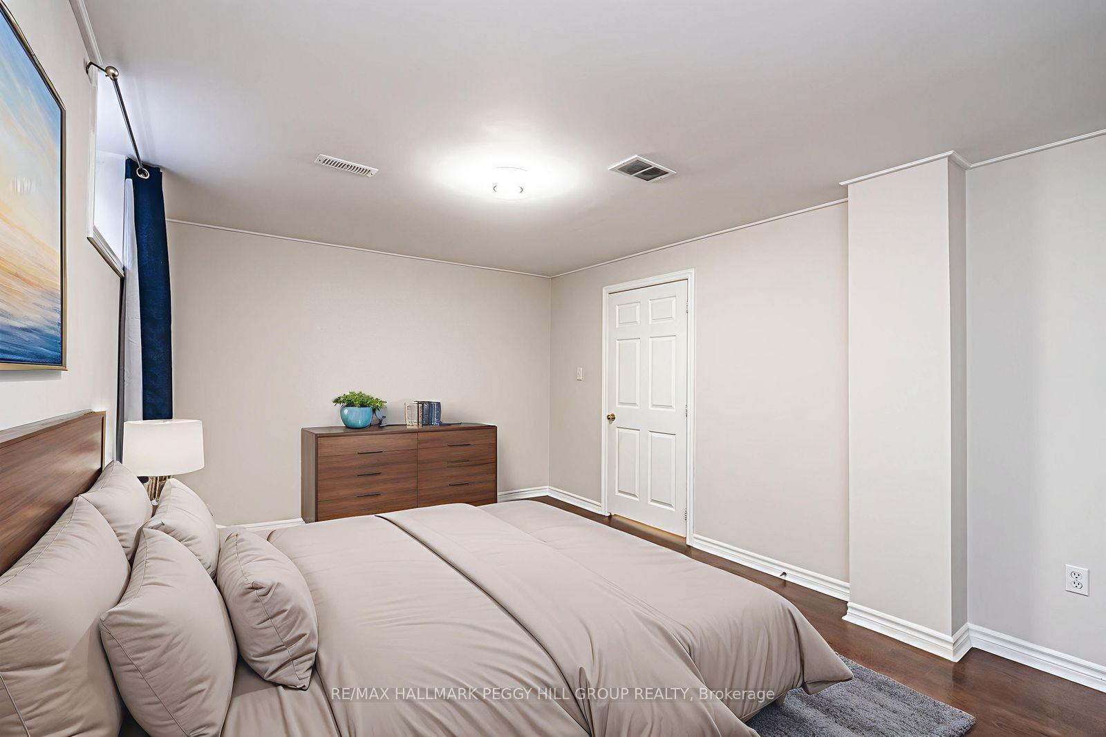 Photo 4 of Unit Lower, 66 Carley Crescent, Barrie, Painswick South — HOMEH