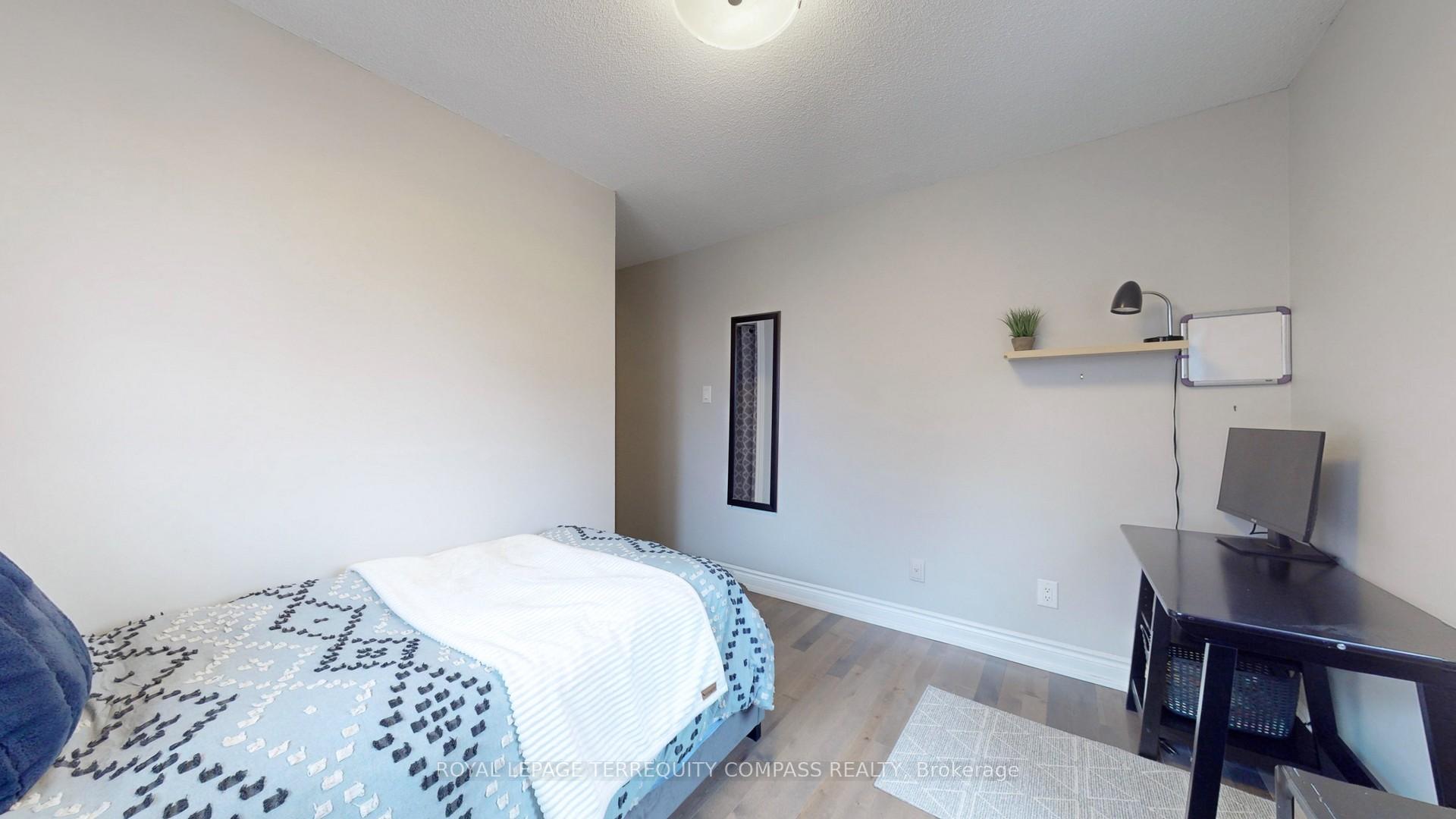 Photo 23 of 9912 Keele Street, Vaughan, Maple — HOMEH