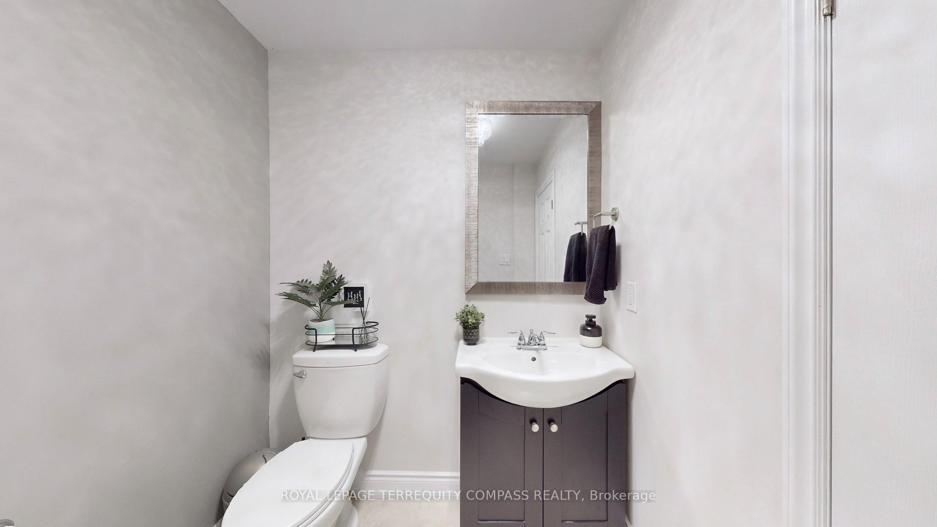 Photo 24 of 9912 Keele Street, Vaughan, Maple — HOMEH