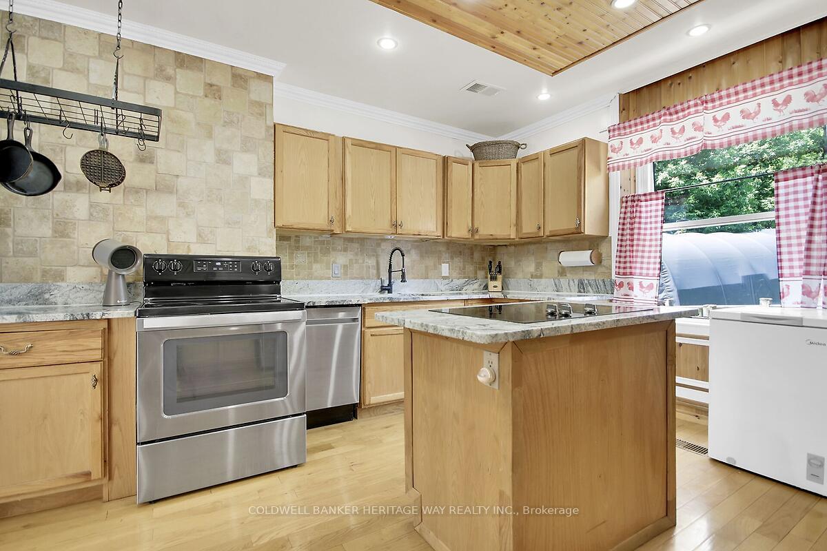 Photo 8 of 153 William Street, Carleton Place — HOMEH
