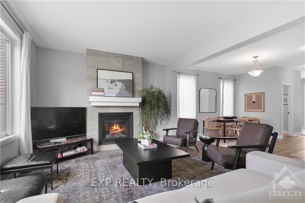 Photo 4 of 802 Cappamore Drive, Ottawa, Barrhaven - Half Moon Bay — HOMEH