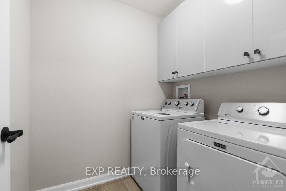 Photo 14 of 802 Cappamore Drive, Ottawa, Barrhaven - Half Moon Bay — HOMEH