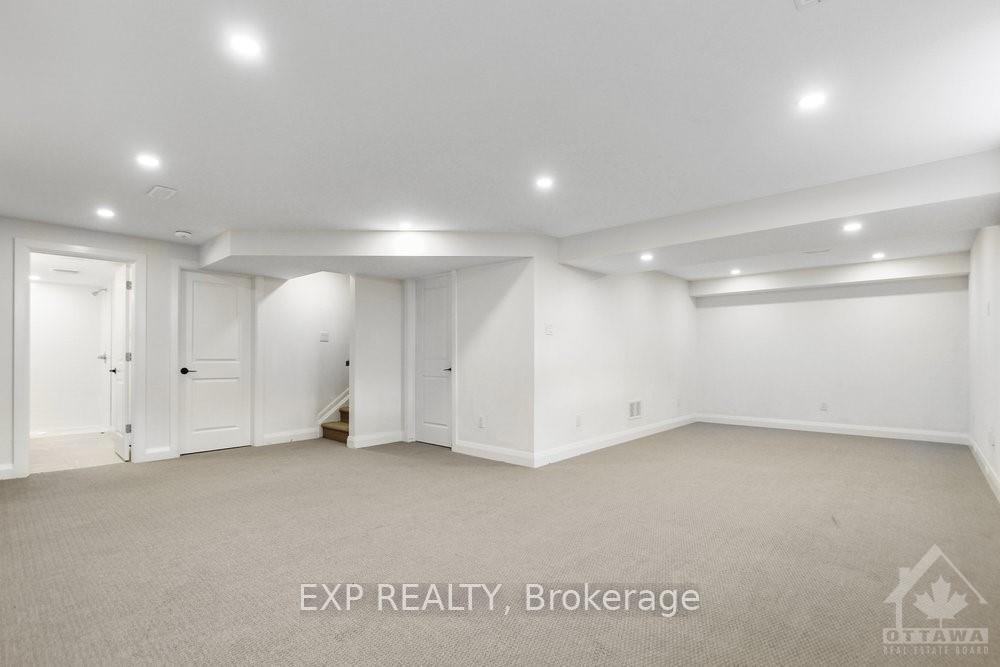 Photo 17 of 802 Cappamore Drive, Ottawa, Barrhaven - Half Moon Bay — HOMEH