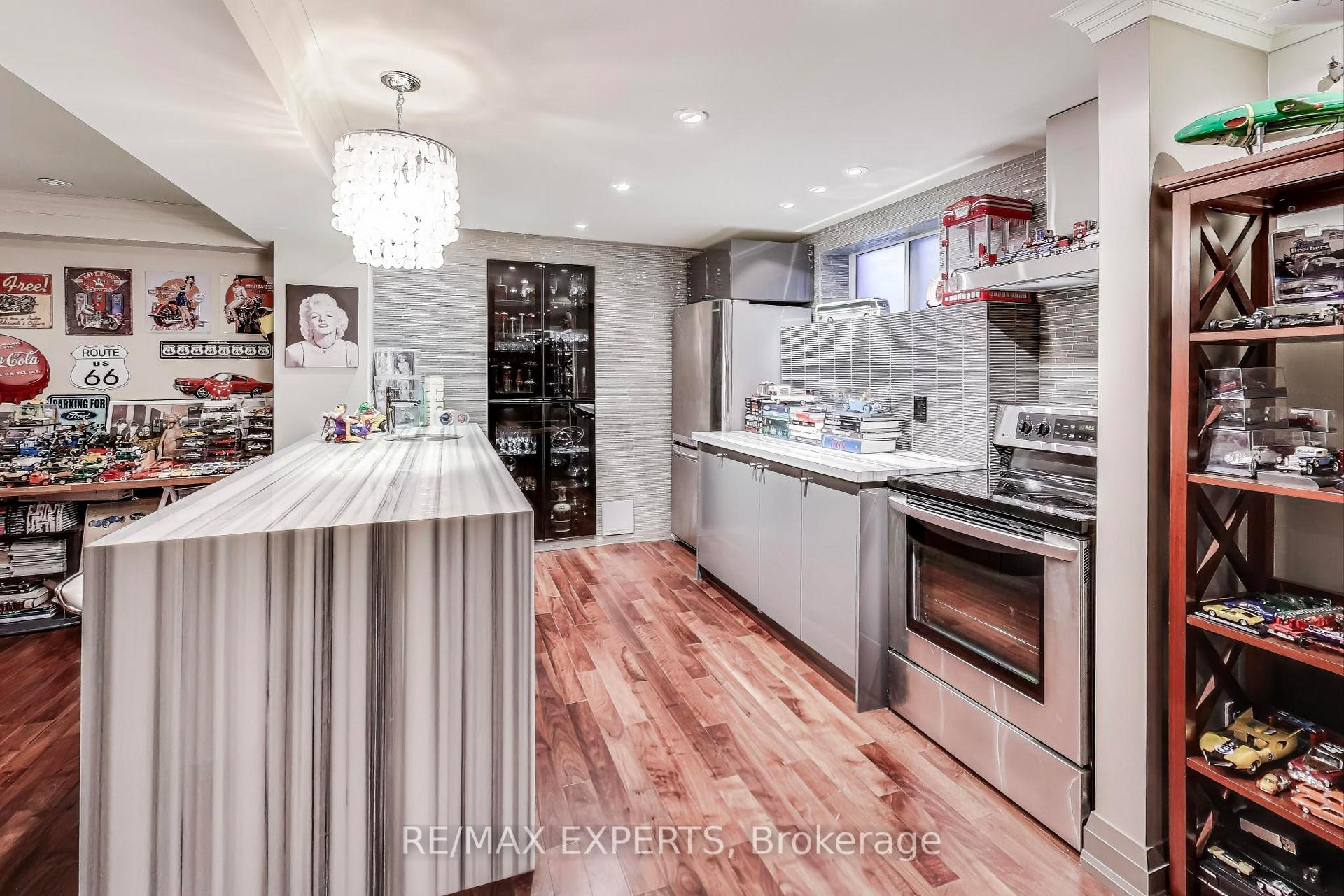 Photo 31 of 107 Princeton Gate, Vaughan, Maple — HOMEH